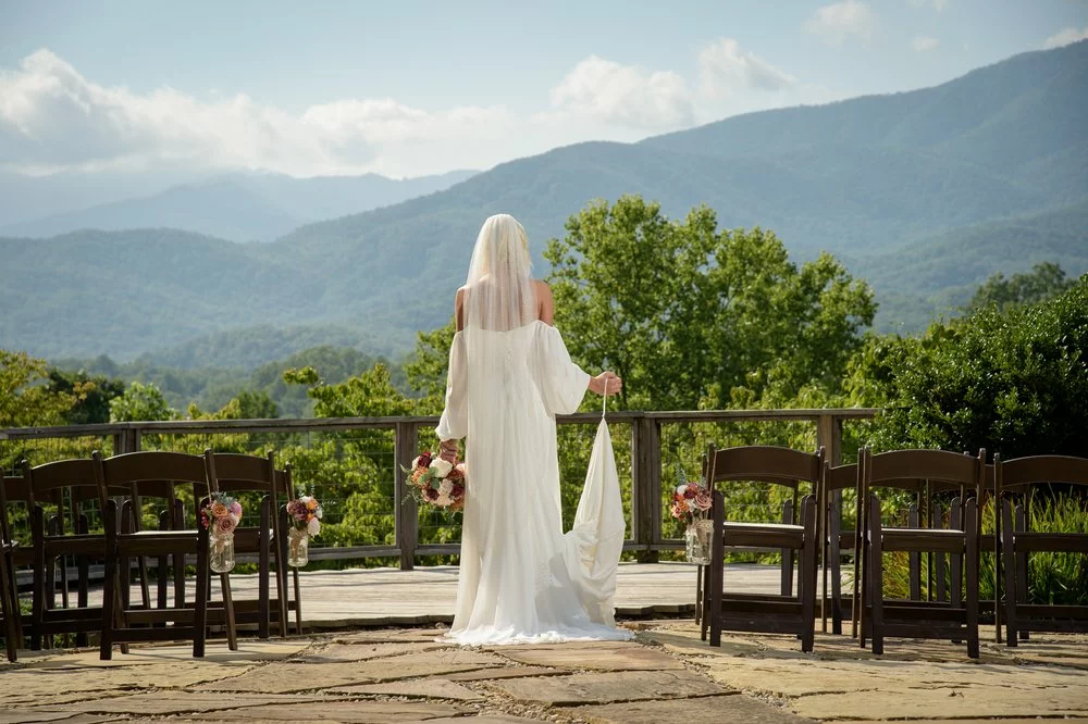 outdoor wedding in the smokies